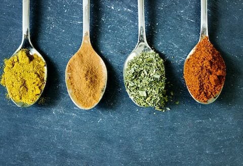 How do spices get their flavor?