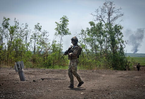 Ukraine aims to wear down and outsmart a Russian army distracted by infighting