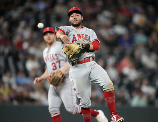 Bittersweet reunion: Fletcher brothers face each other for first time in majors after father's death