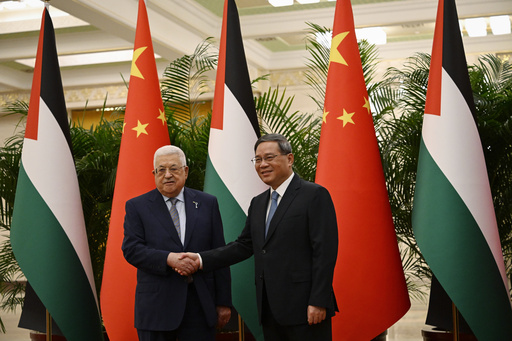 Chinese premier meets with Palestinian president in effort to increase Middle East presence