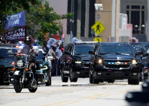 Eric Trump accompanies father to federal courthouse | Live updates