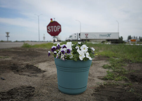 6 seniors critically injured in Canada bus crash that killed 15