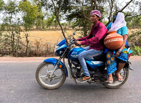 Nearly 100 die as India struggles with a sweltering heatwave in 2 most populous states