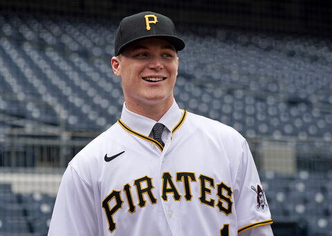 Slumping Pirates calling up 2021 top draft pick catcher Henry Davis from the minors