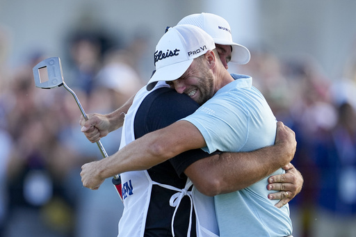 Wyndham Clark's US Open win on Father's Day is also a tribute to his late mom