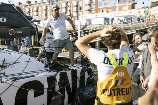 With punctured hole repaired, U.S. boat returns to sea in around-the-world Ocean Race