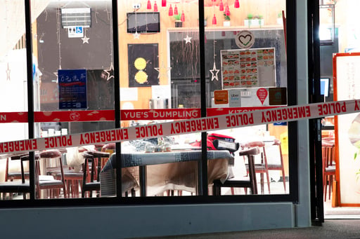 4 wounded after man with axe attacks diners at 3 New Zealand restaurants