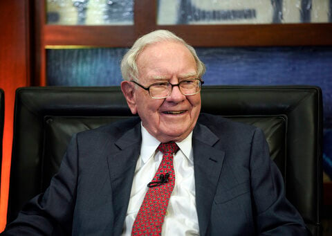 Warren Buffett's firm raises stakes in Japanese trading houses as Nikkei hot streak continues