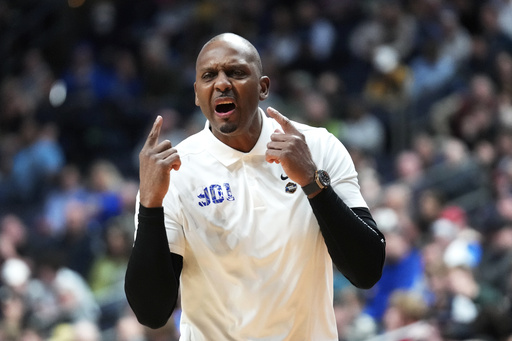 NCAA panel imposes a 3-game suspension for Memphis' Penny Hardaway for recruiting violations