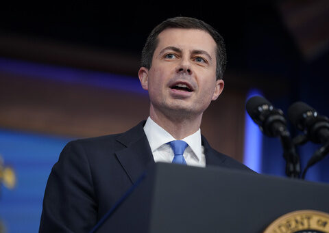 Buttigieg warns airlines to finish retrofitting planes to avoid interference from 5G signals