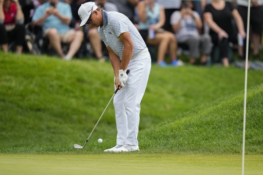 Bradley leads the Travelers with a 54-hole scoring record, Fowler shoots a career-best 60