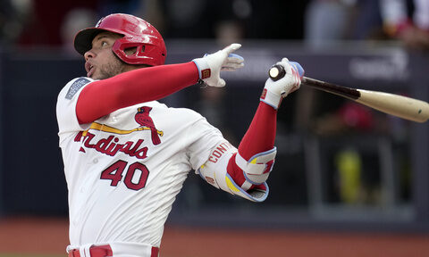 Cardinals rally for 7-5 win over the Cubs to split London series