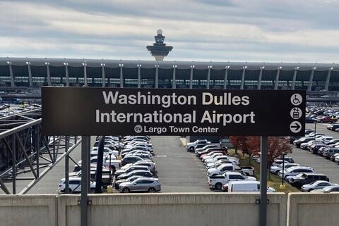 Flights at Reagan National, Dulles airports resume after being halted by air traffic control woes