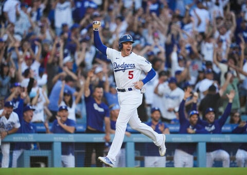 Dodgers' Freddie Freeman gets his 2,000th hit with a double vs. the Astros