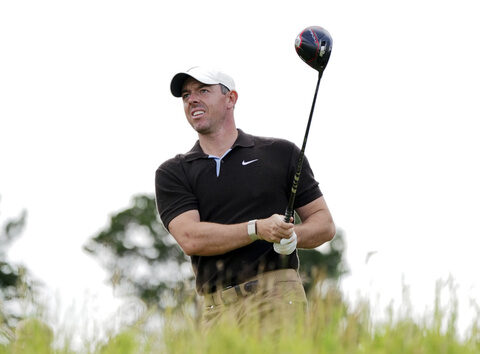 Rory McIlroy makes enough putts to lead Scottish Open by 1 over Tom Kim