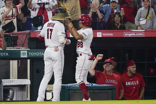 Shohei Ohtani homers in 9th inning, Angels win 13-12 in 10th on Astros error