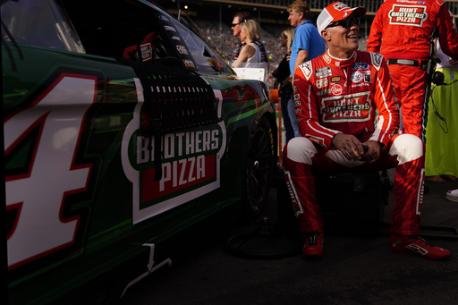Kevin Harvick tries to end NASCAR winless drought at New Hampshire race postponed by rain