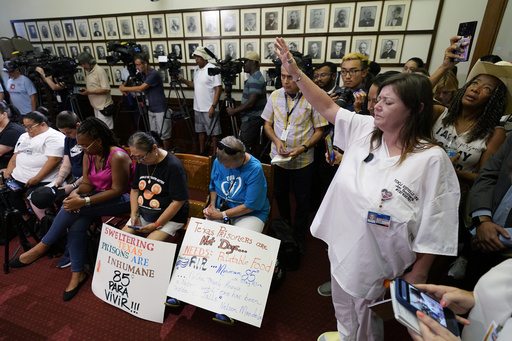 Texas heat wave has inmates' families worried about lack of air conditioning in state's prisons