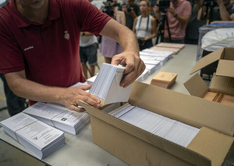 Voting fraud claims spread ahead of Spanish election