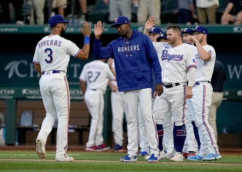 Speas big relief in debut, Heim homers as Rangers win 6th in a row, 5-1 over slumping Rays