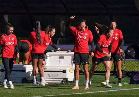 Sinclair seeks elusive Women's World Cup title in 6th appearance for Canada