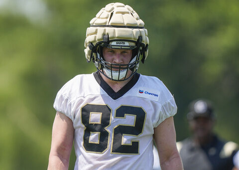 Saints' tight end Moreau says his cancer is in 'full remission'