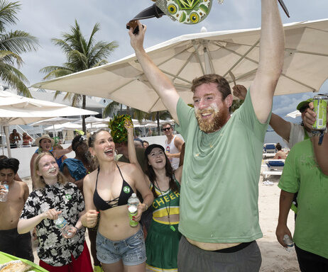 Iowa man wins Fourth of July Key Lime Pie Eating Championship in Florida Keys