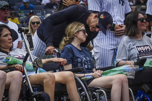 MLB's Sarah Langs, who has ALS, honored at Yankees game on anniversary of Lou Gehrig's famous speech