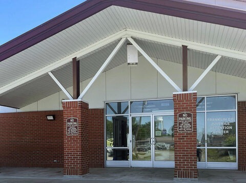 Children face solitary confinement in cells at Illinois juvenile detention facility, ACLU says