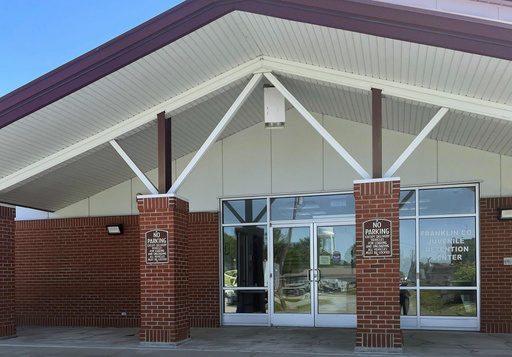 Children face solitary confinement in cells at Illinois juvenile detention facility, ACLU says