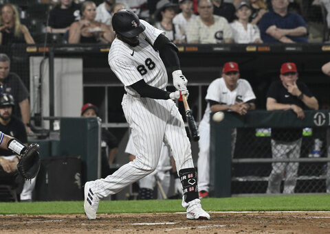 White Sox All-Star Luis Robert Jr. says he will participate in baseball's Home Run Derby