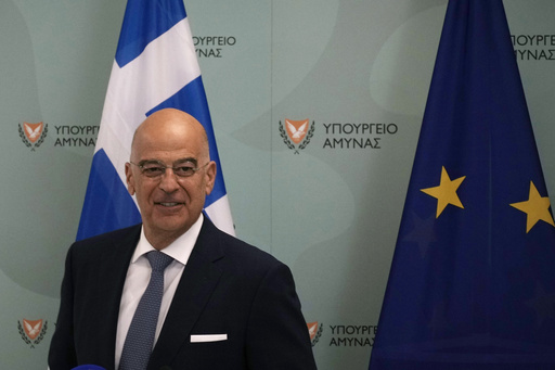 Greece welcomes deescalation in the eastern Mediterranean without directly referring to Turkey