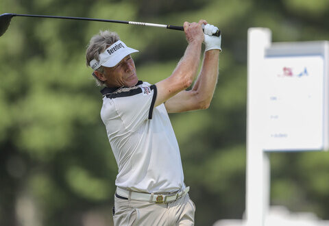 65-year-old Bernhard Langer takes a 2-shot lead in the US Senior Open at SentryWorld