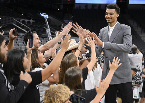 Wembymania selling out Las Vegas, as Spurs rookie 'can't wait' for Summer League debut