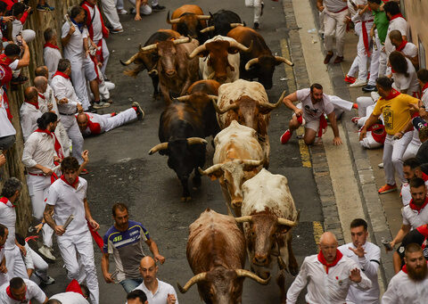 Thousands take part in first running of the bulls in Spain's San Fermin festival