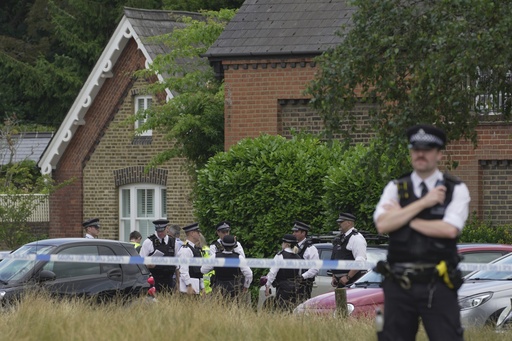 8-year-old girl in 'life-threatening' condition after deadly London school car crash