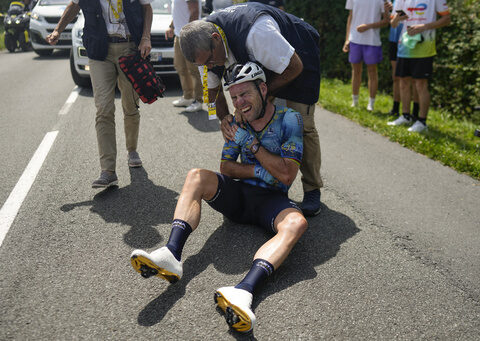 Cavendish crashes out of Tour de France in last attempt to take outright record for most stage wins