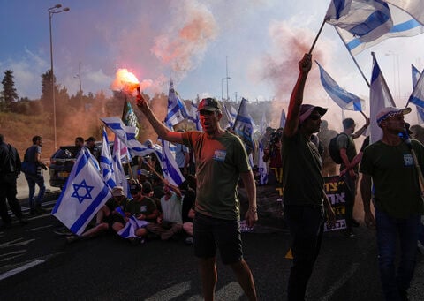 Israelis block highways in nationwide protests over government's plan to overhaul judiciary