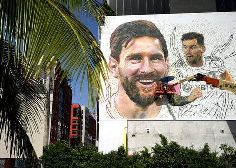 Messi mania engulfs Miami ahead of Argentine soccer superstar's arrival