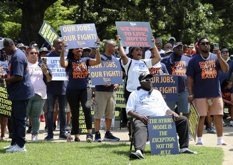 Labor rift deepens between Republican governor and dockworkers in South Carolina