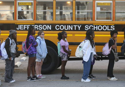 Snags persist for Kentucky school district forced to restart classes after busing fiasco