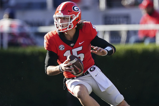 Smart names Beck the starting quarterback as No. 1 Georgia seeks 3rd straight title