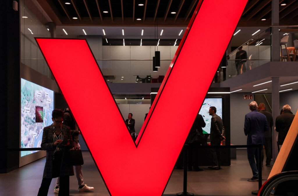 Verizon to raise prices again (Aug. 9)