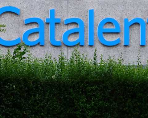 Exclusive-Catalent nears settlement with Elliott for board seats -sources