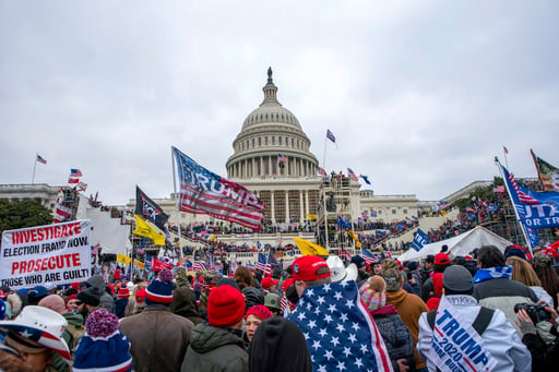 Florida man who attacked officers with flagpole at Capitol riot gets 4 years in prison