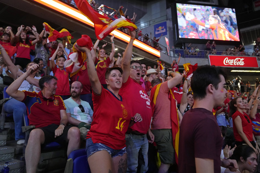 Spaniards back home celebrate La Roja winning Women's World Cup