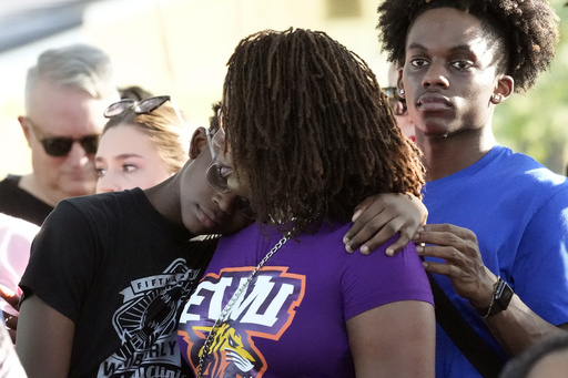 Man who killed 3 at a Dollar General in Jacksonville used to work at a dollar store, sheriff says