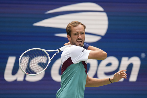 Medvedev rolls into US Open second round, with Alcaraz and Venus Williams in later action