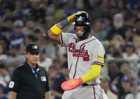 Acuña hits grand slam on wedding night to become 30-HR, 60-SB player as Braves beat Dodgers 8-7