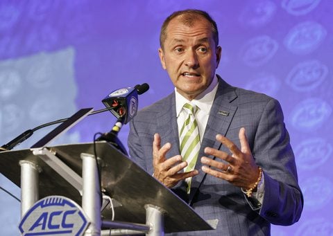 ACC clears way to add Stanford, Cal, SMU, AP sources say, providing escape for 2 Pac-12 schools